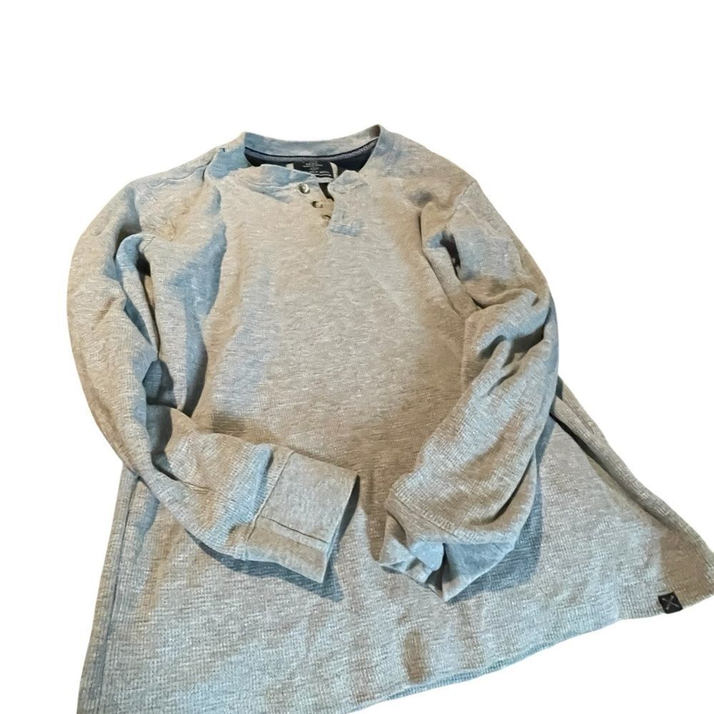 MBX men’s size medium Gray Long Sleeve Shirt like new
